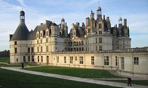 L'austera imponenza del castello di Chambord