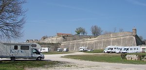 Sotto le mura di Blaye