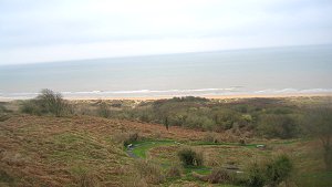 Il camminamento che dal Cimitero Americano scende verso Omaha Beach