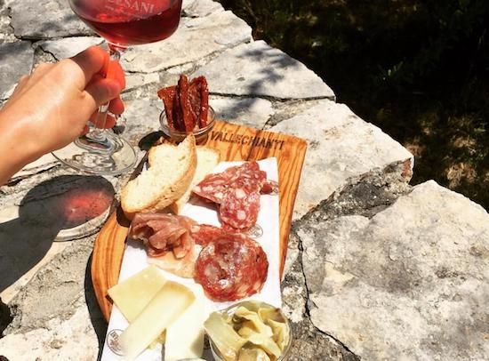 Un tagliere di salumi in omaggio!