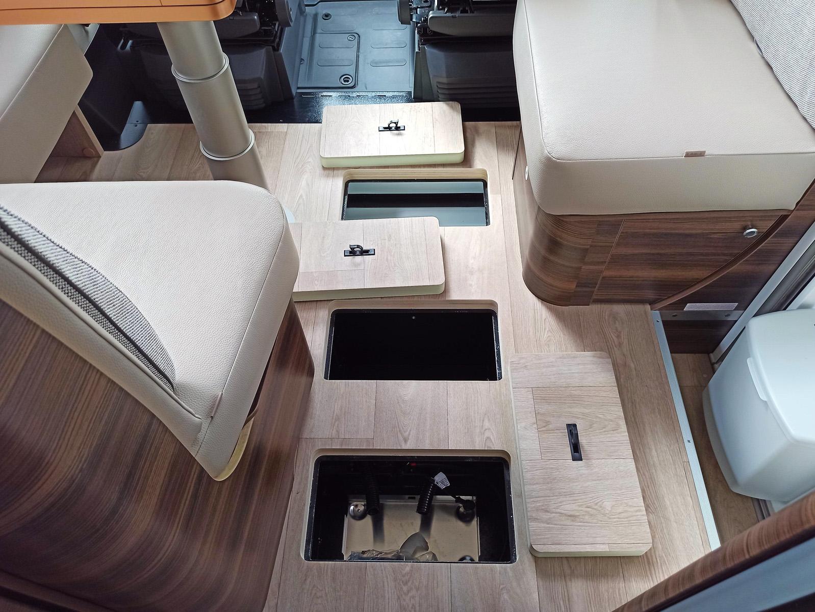 Camper Nuovo Semintegrale Laika Ecovip L 4009 2022 VR Camper Druento ...