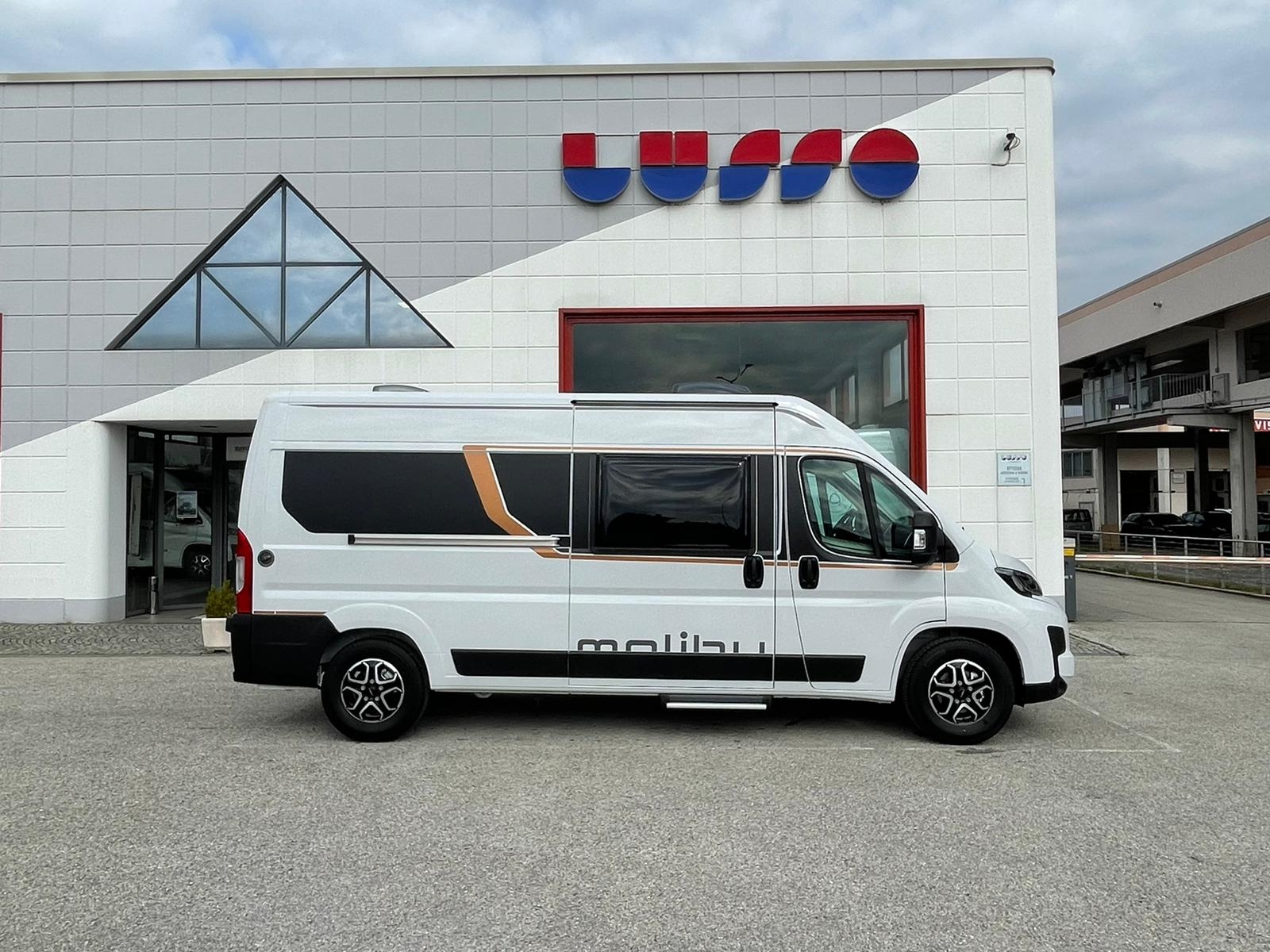 Van 600 DB K