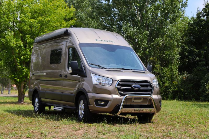 Font Vendome Forty Van 4x4