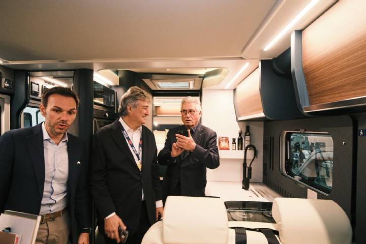 Giugiaro nel Laika Kreos