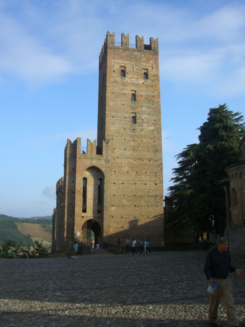 I Castelli Del Ducato Di Parma E Piacenza Idee di viaggio in Italia, Emilia Romagna, Parma su