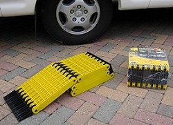 La confezione di Uniko6in1 ed il posizionamento per livellare a 12.75 cm di altezza