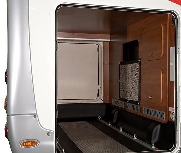 Laika Kreos 5001 - lo spaziosissimo garage