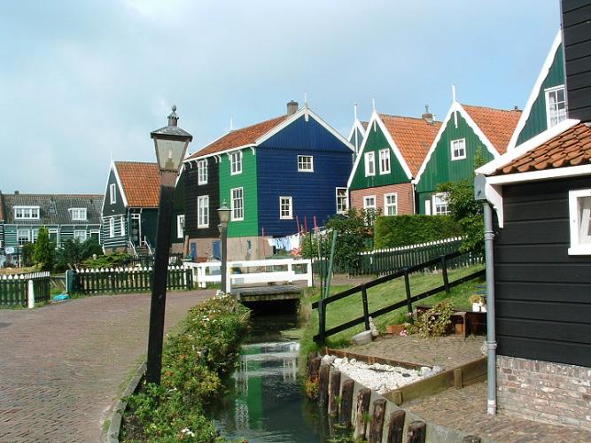 0110%20Marken(1).JPG