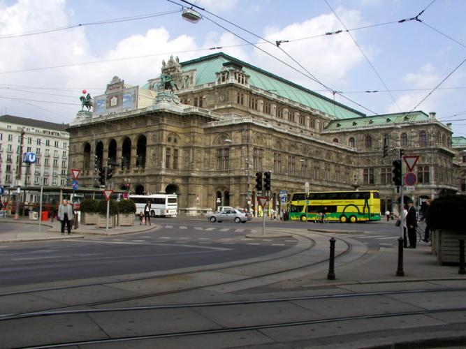 1-vienna%202002%20013.jpg