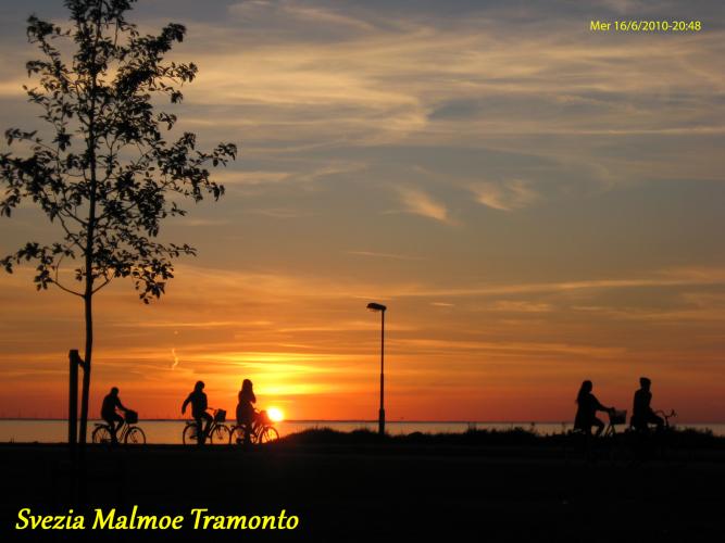 2010-06-16-(20-48-42)-Svezia-Malmoe-Tramonto-5(1).jpg