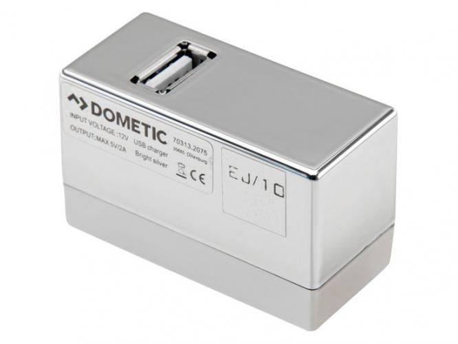 530869-530869-images_main-dometic-usb_oplaadadapter_spotrail-chroom-ecommerce(1).jpeg