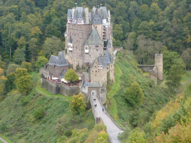 Burg%20Eltz%20008.jpg