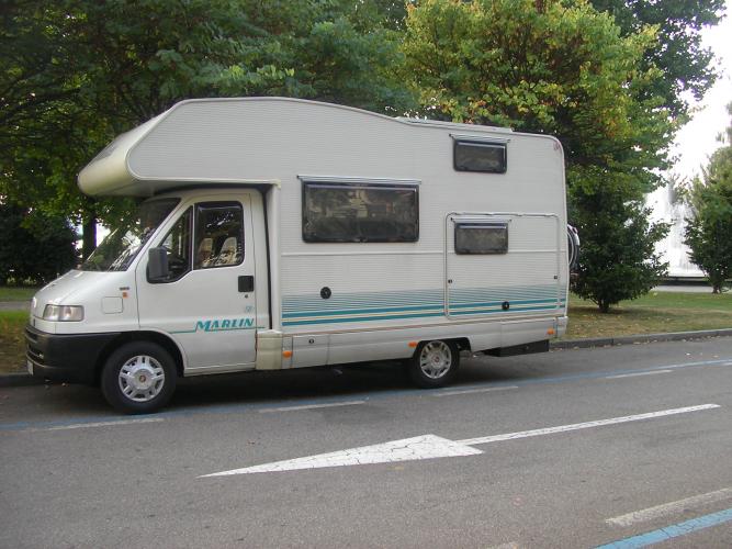 FOTO%20CAMPER%203.JPG