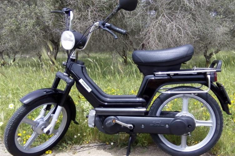 Piaggio-si-1980-scaled-e1643102968221.jpg