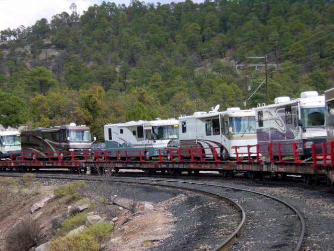 RVs%2520on%2520the%2520train%5B1%5D.jpg
