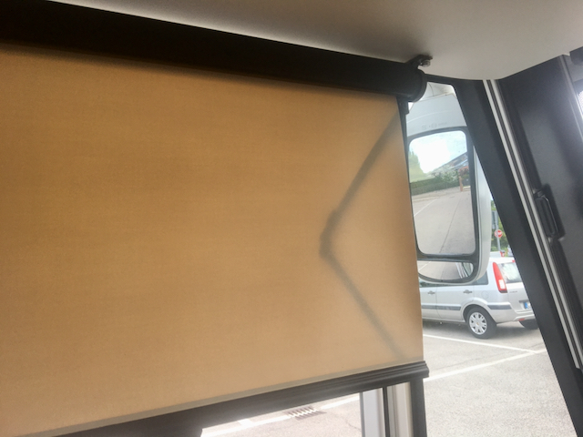 Tende%20laterali%20ridotte00012.jpeg