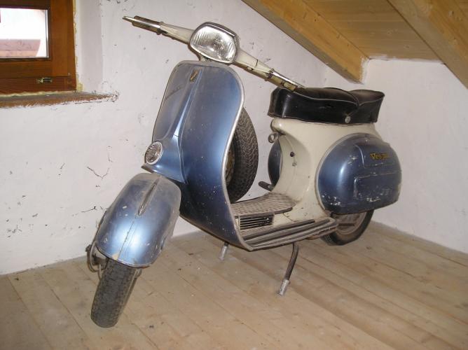 Vespa%20150%20GL%20001.jpg