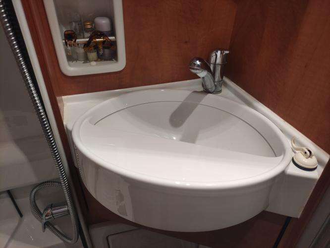 lavandino%20bagno(2).jpg