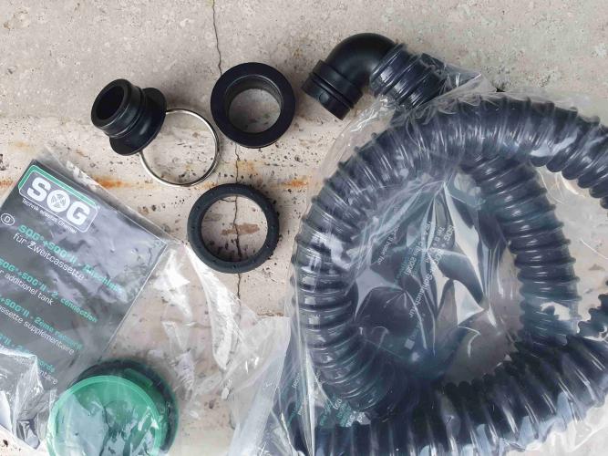 materiale%20per%20modifica%20cassetta%20wc.jpg