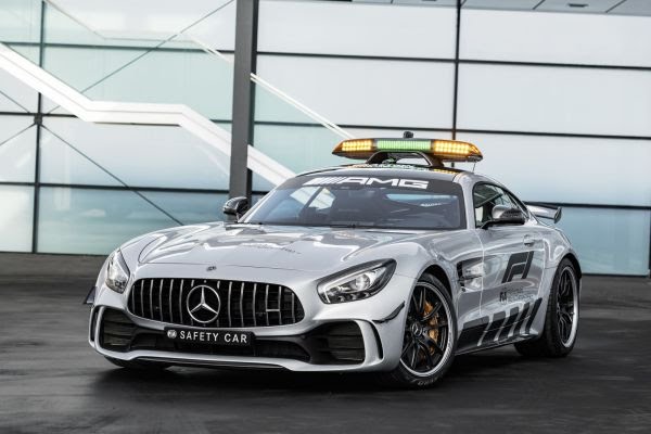 mercedes-amg-gt-r-safety-car-f1-02.jpg
