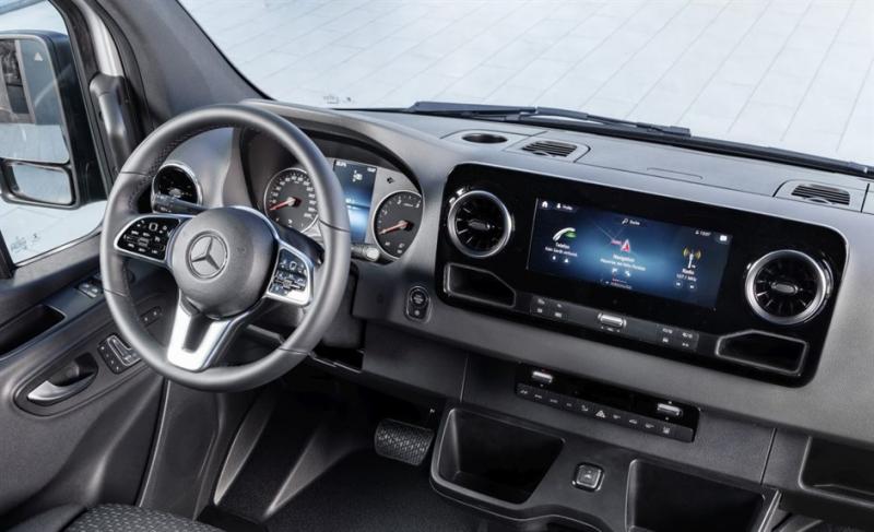 mercedes-sprinter-2018-34.jpg