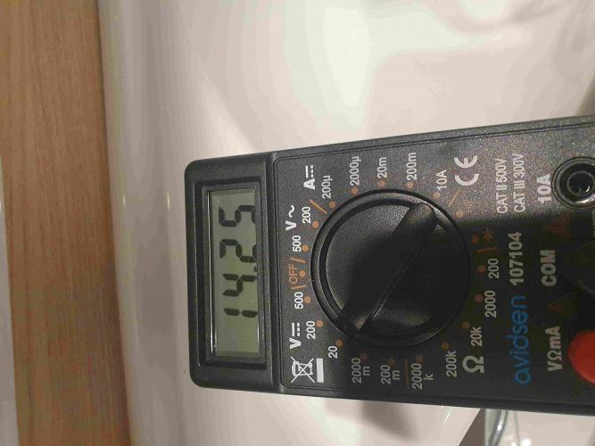 p%2012%20volt.jpg