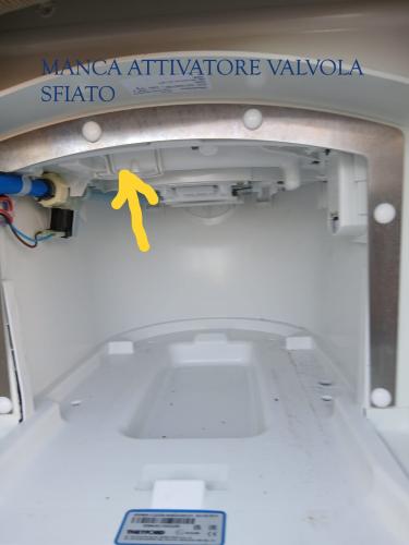 particolare%20vano%20cassetta(1).JPG