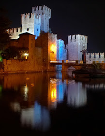 sirmione_castello_scaligero-commons-wikimedia-org.jpg
