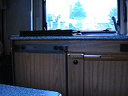 Il ripiano cucina rifatto