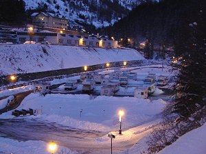 La suggestiva illuminazione notturna