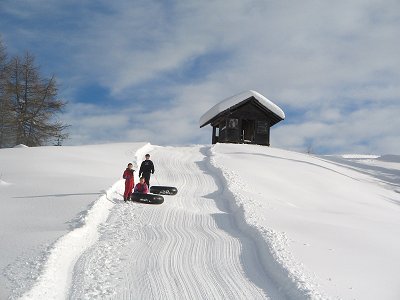 Rifugio Scarpa in inverno