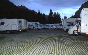 Un suggestivo tramonto alpino