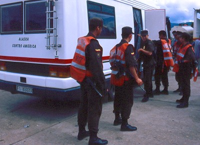 Ispezione al nostro veicolo a San Augustin, Colombia