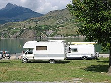 Sosta sulle rive del lago