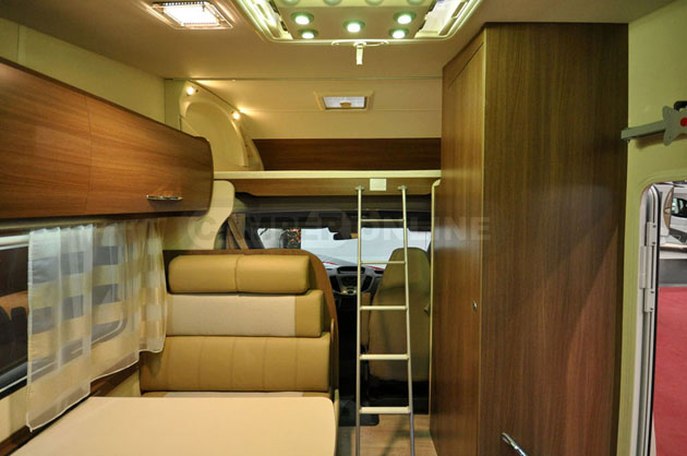 Caravan-Salon-2014-Challenger-020
